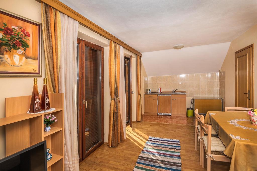 Apartment Vrilo Otočac Exteriér fotografie