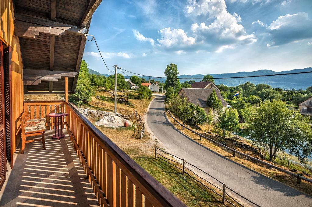 Apartment Vrilo Otočac Exteriér fotografie